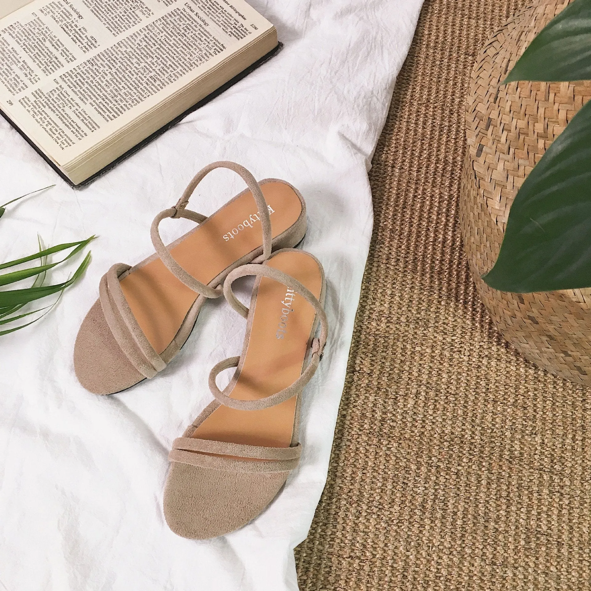 Chicvane Summer Solid Color Strappy  Heeled Sandals Dress Sandals