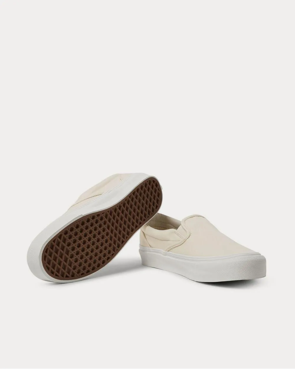 OG Classic LX Canvas Slip-On  White low top sneakers