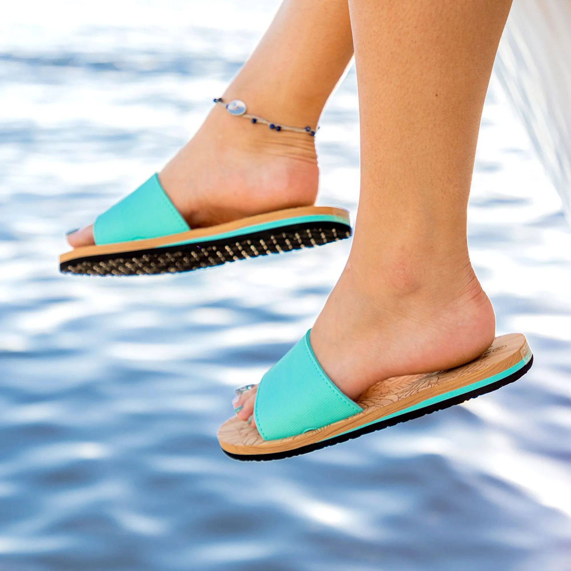 Qwave Comfort Slides for Women