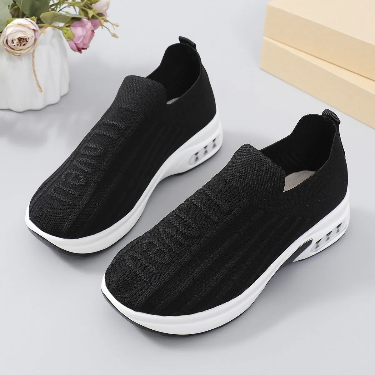 Round Toe Knit Detail Slip On Sneakers